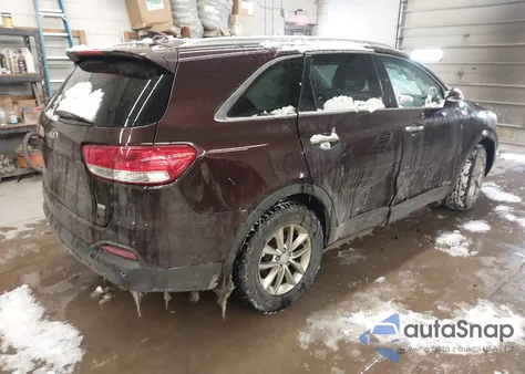 2016 Kia Sorento 2.4L Lx z USA, uszkodzony, nr VIN 5XYPGDA31GG070363